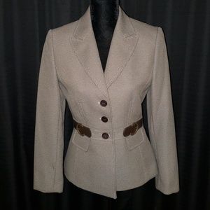 Tahari woman's blazer jacket
